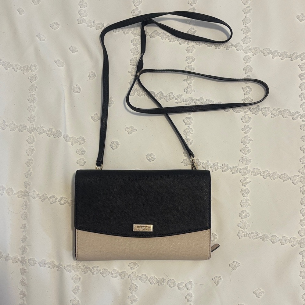 Kate Spade Black and Beige Crossbody